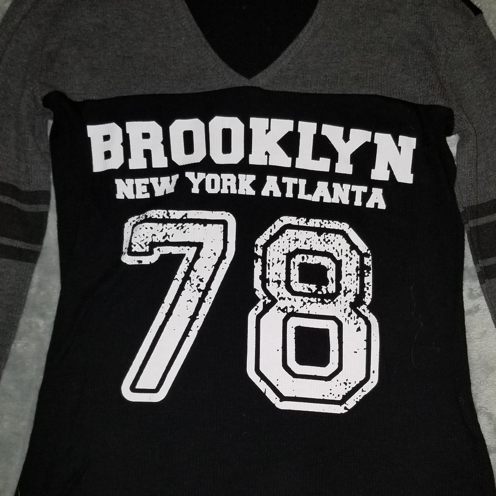 Black long sleeve hoodie shirt